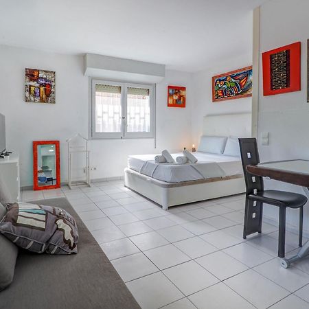Los Globos Beach Studio By Hello Homes سيدجيس المظهر الخارجي الصورة